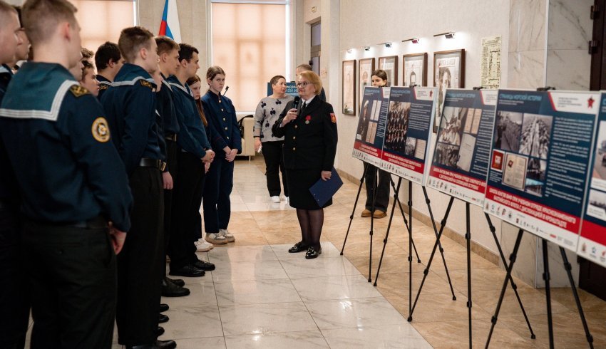 В центре «Патриот» открылась выставка «Страницы морской истории»