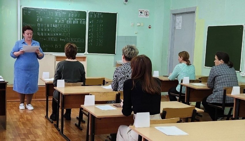 В Архангельской области родители выпускников пробуют сдать ЕГЭ