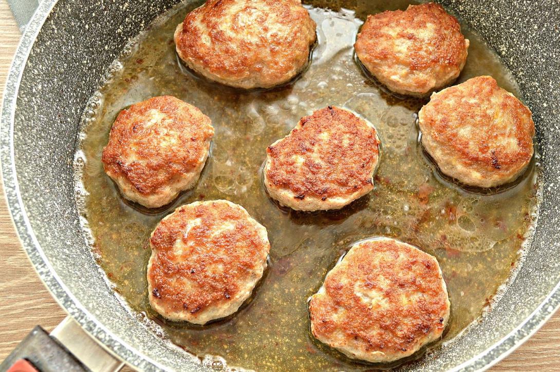 Не мясо и не яйца: вот что делает котлеты по-настоящему сочными — секретный ГОСТ СССР