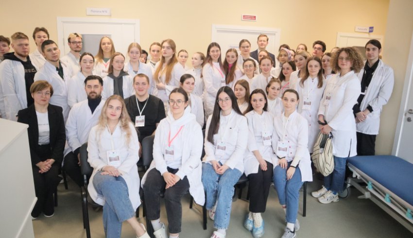 В Холмогорах проходит пятый студенческий слет будущих медиков