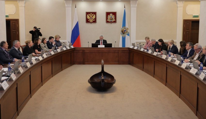 На заседании региональной Общественной палаты обсудили развитие институтов гражданского общества в Архангельской области в 2023 году.